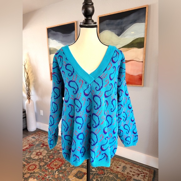 Vintage 80s Vibrant Teal Paisley V-Neck Sweater - Picture 5 of 8